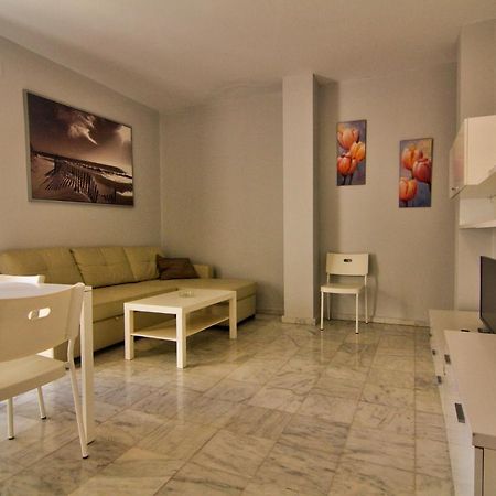 Apartamentos Centro 1 Эль-Пуэрто-де-Санта-Мария Экстерьер фото